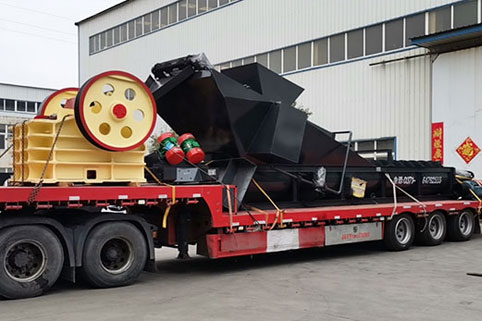 湖北宜昌客戶訂購的顎式破碎機和螺旋洗砂機發(fā)貨