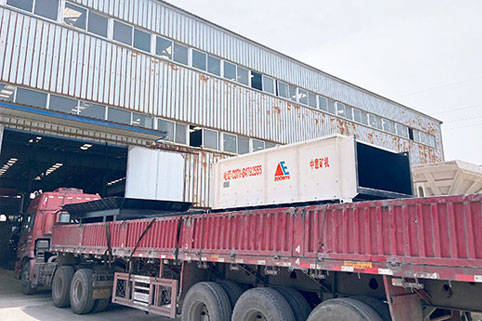 板鏈輸送機(jī),滾軸篩發(fā)往陜西西西安